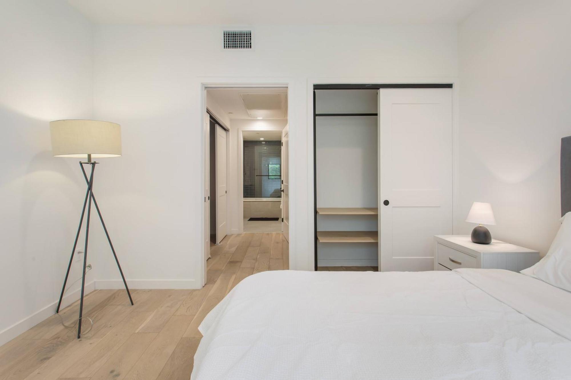 Hotel a capsule Compass Luxury Living Los Angeles