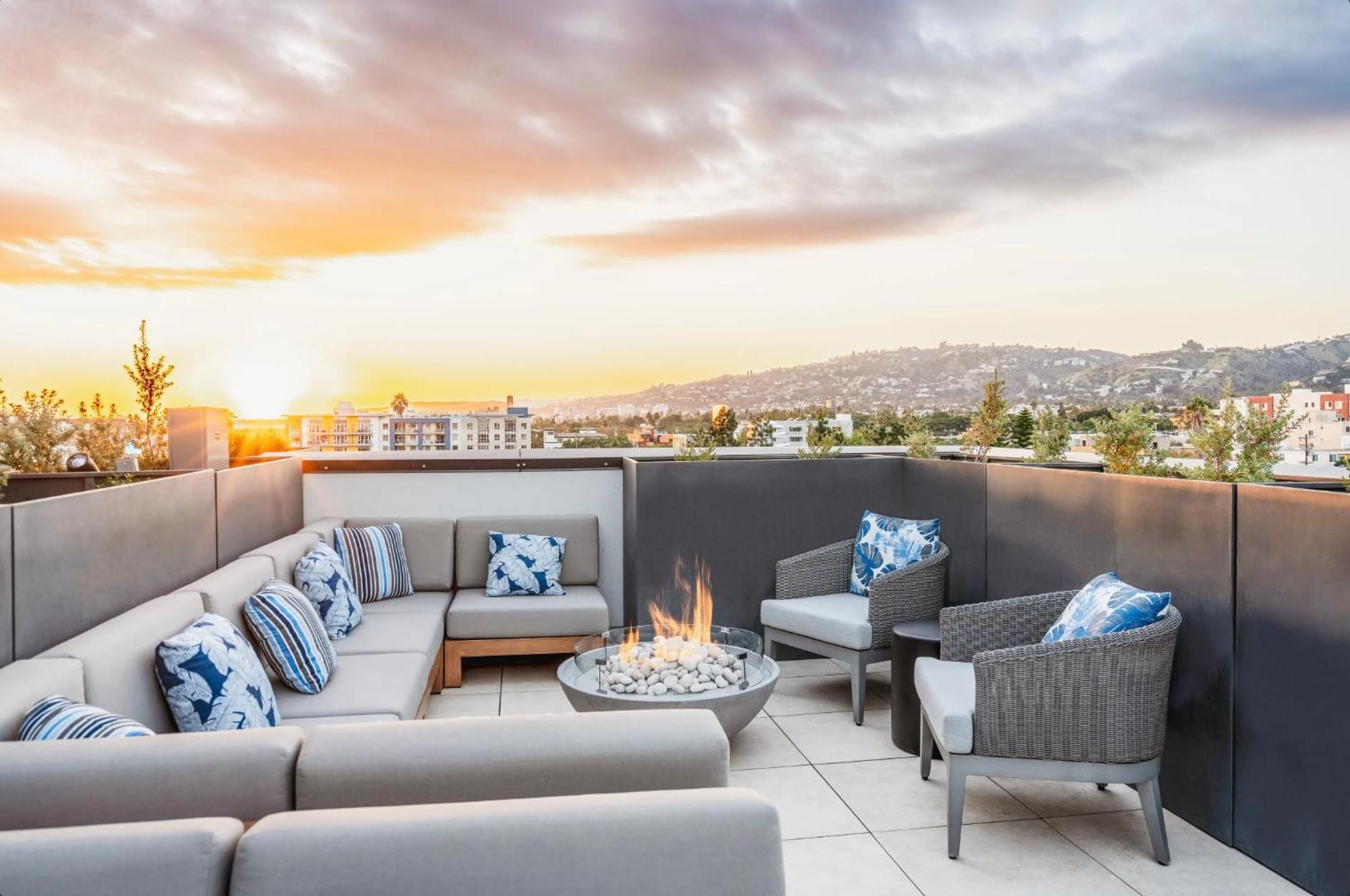 Kapselhotel Compass Luxury Living